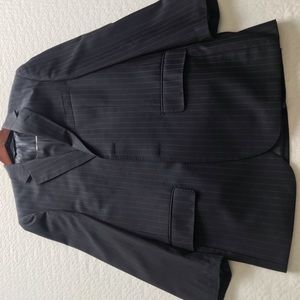 Baroni men’s suit 2pc suit 40R. 32x32 pants.